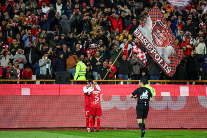 لیگ برتر فوتبال- پرسپولیس و فولاد خوزستان