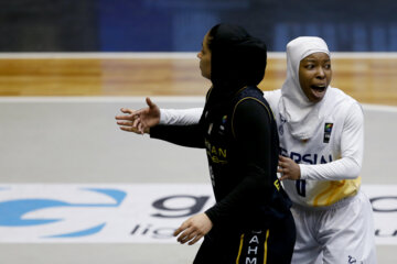 Iran’s women basketball league: Mehrsan vs. Bahman Group