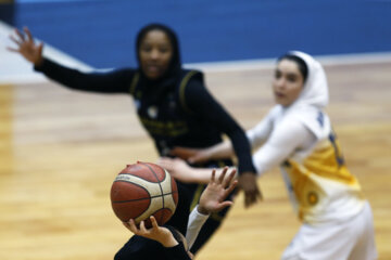 Iran’s women basketball league: Mehrsan vs. Bahman Group