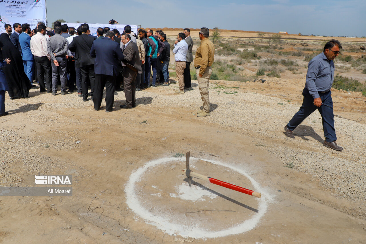 تسهیل مسیر جذب سرمایه گذار در اهواز نیازمند نگاه فرابخشی است تسهیل مسیر جذب سرمایه گذار در اهواز نیازمند نگاه فرابخشی است