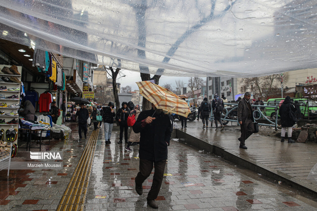 ورود سامانه بارشی جدید از دوشنبه/تهران بارانی همراه با رگبار