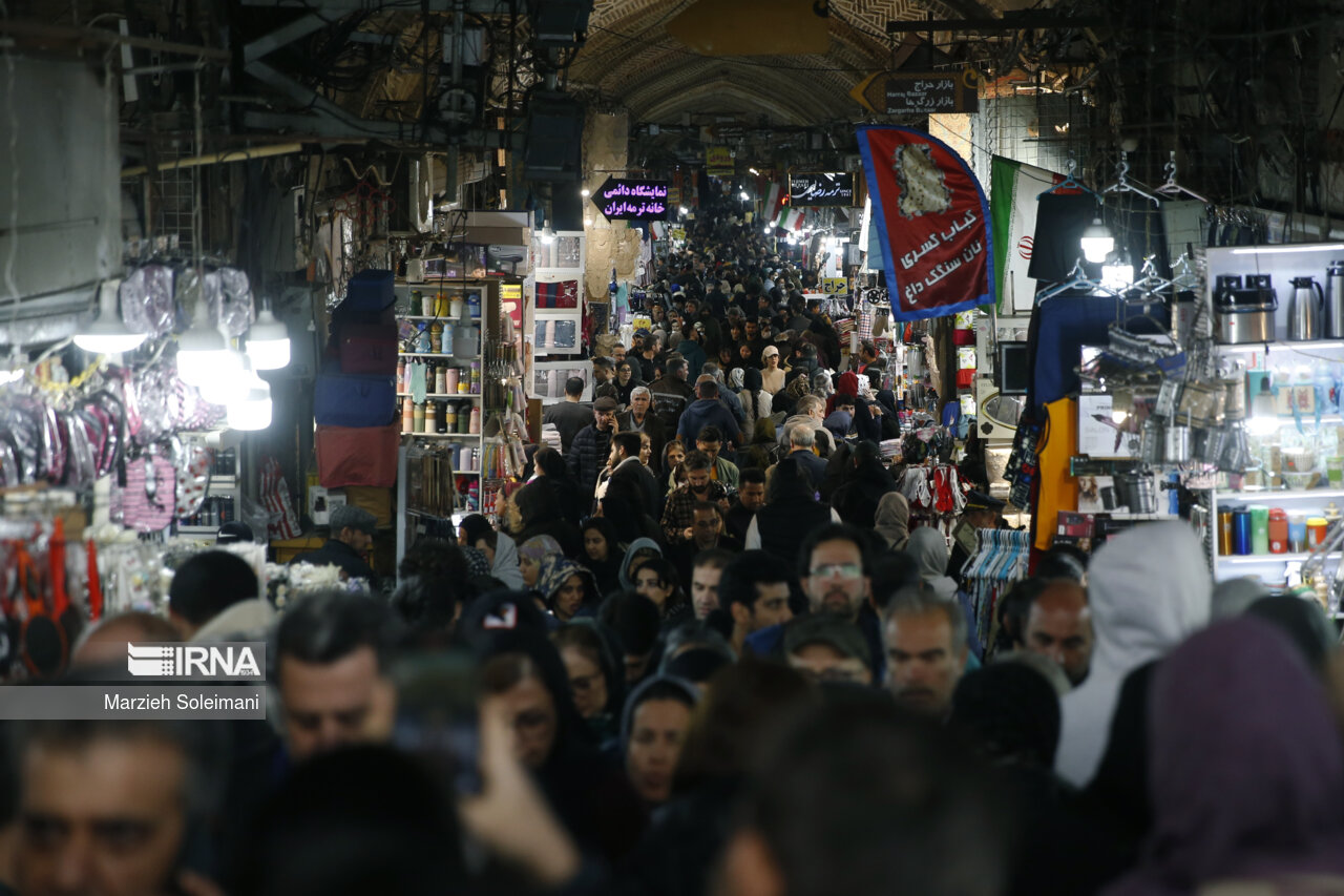 شهردار منطقه ۱۲ تهران: اتباع خارجی متقاضی فعالیت در بازار شناسنامه‌دار شوند