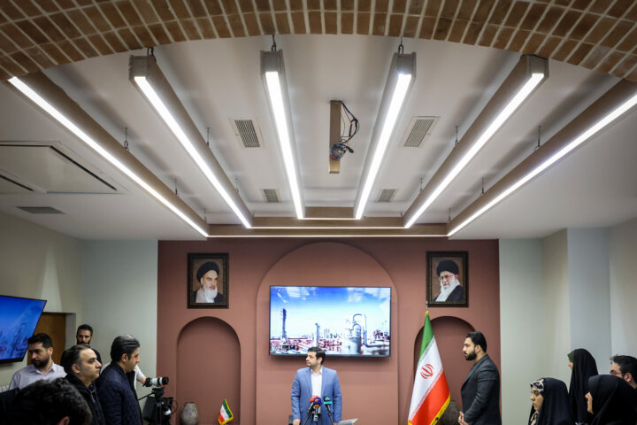 نشست خبری دبیرکل جبهه صبح ایران