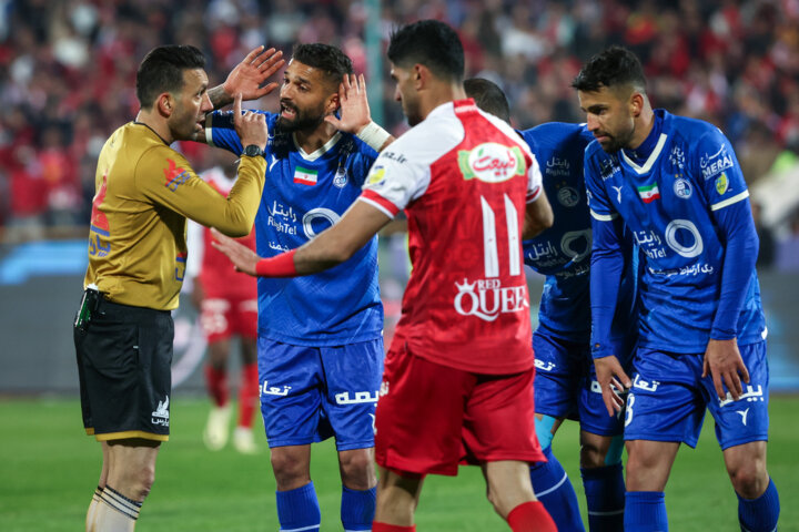 لیگ برتر فوتبال- استقلال و پرسپولیس