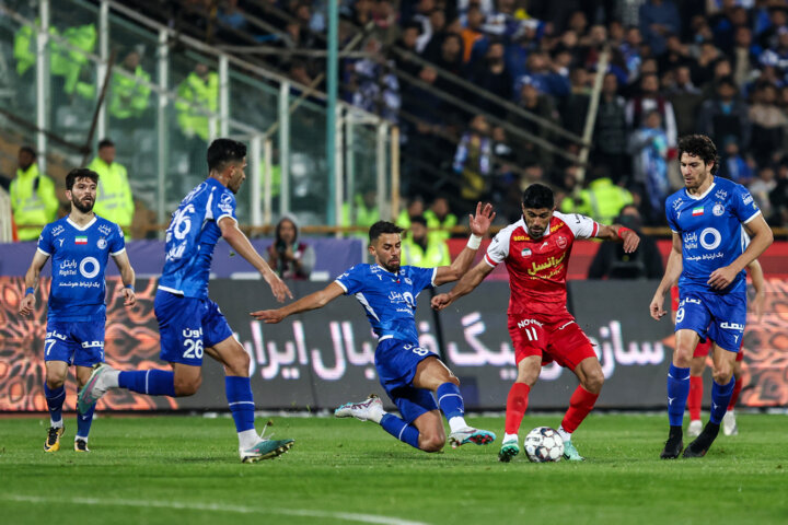 لیگ برتر فوتبال- استقلال و پرسپولیس