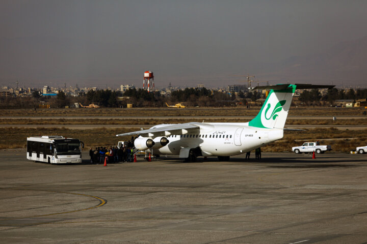 فرودگاههایی که با وجود هزینه نیممیلیارد دلاری متروکه شدند/ آوردن هواپیما تنها راه نیست