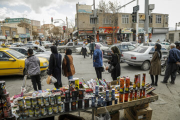 L'heure des derniers achats au marché de Sanandaj dans le Kurdistan iranien. 