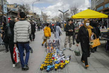 L'heure des derniers achats au marché de Sanandaj dans le Kurdistan iranien. 