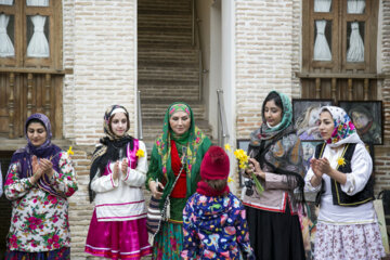 Noruzjani en el casco antiguo de Gorgan