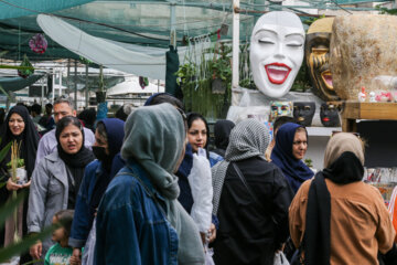 Mercado de flores y plantas de Mashhad en vísperas de Noruz