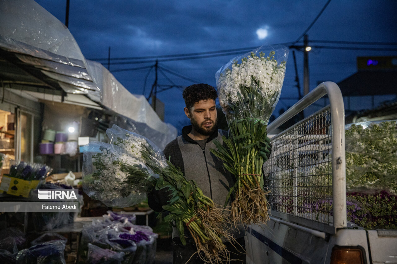 بازار گل محلاتی در آخرین روزهای سال ۱۴۰۳