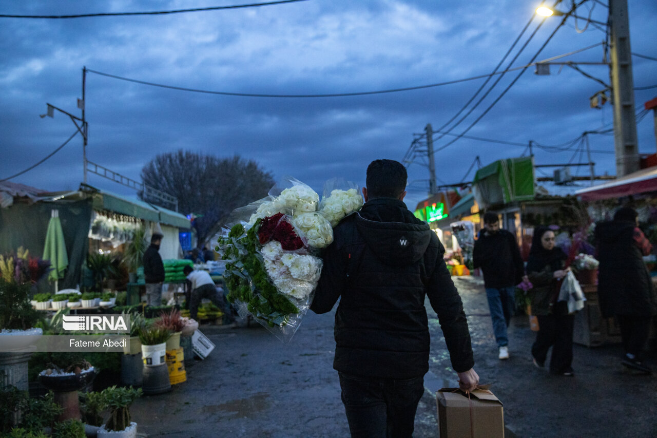 بازار گل محلاتی در آخرین روزهای سال ۱۴۰۳