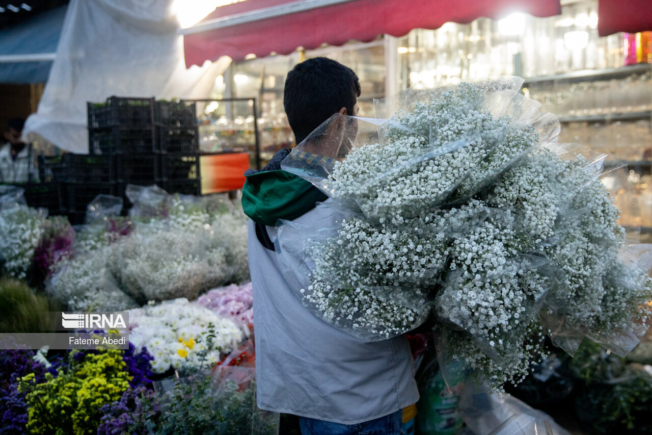 بازار گل محلاتی در آخرین روزهای سال ۱۴۰۳