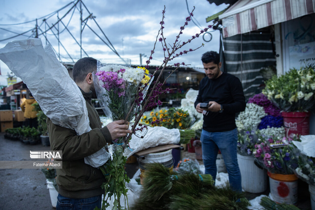 بازار گل محلاتی در آخرین روزهای سال ۱۴۰۳