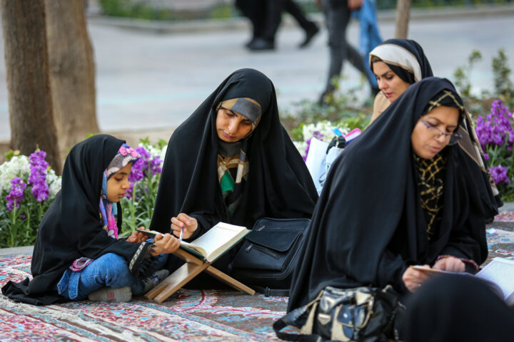 جزء خوانی قرآن در چهارباغ