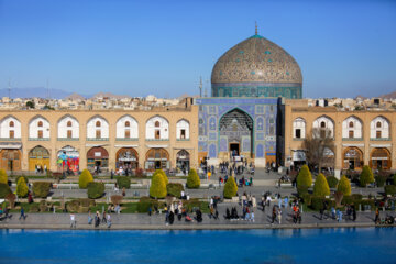 Nowruz 1403 tourists in Isfahan's Naqsh Jahan