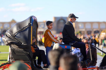Nowruz 1403 tourists in Isfahan's Naqsh Jahan