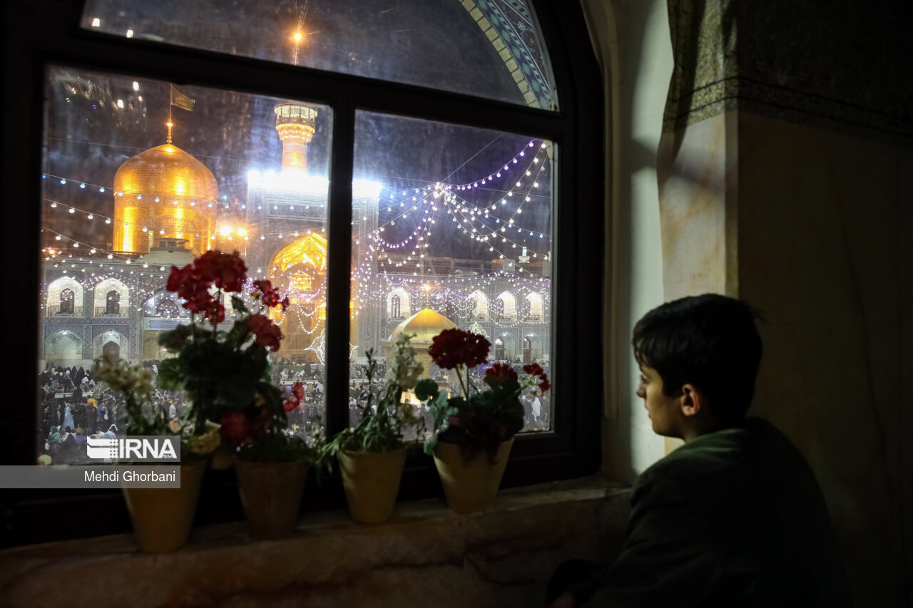 تحویل سال ۱۴۰۳ در حرم امام رضا (ع)