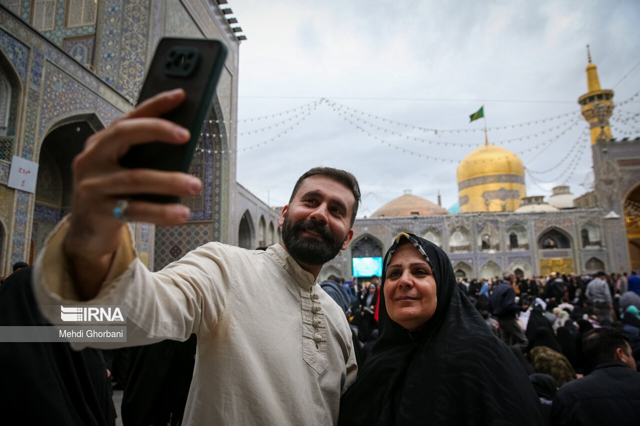 تحویل سال ۱۴۰۳ در حرم امام رضا (ع)
