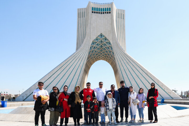 برج آزادی در دومین روز بهار ۱۴۰۳