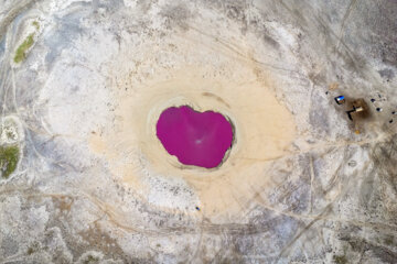 Naftelijeh mud volcano