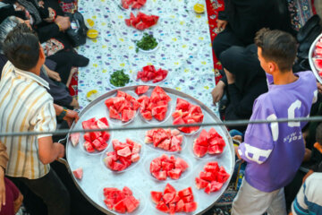 افطاری در کوچه گلچینان یزد