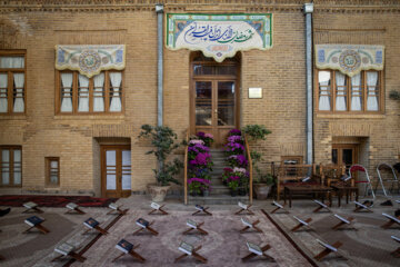 جزء خوانی قرآن کریم در خانه موزه شهیدمدرس