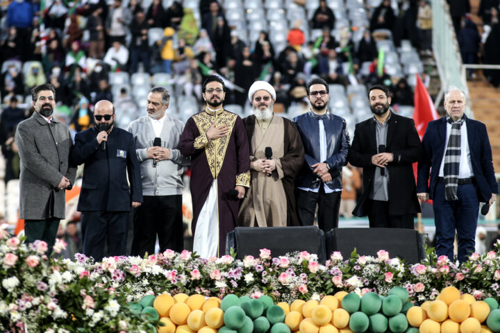 محفل قرآنی امام حسنی ها در ورزشگاه آزادی