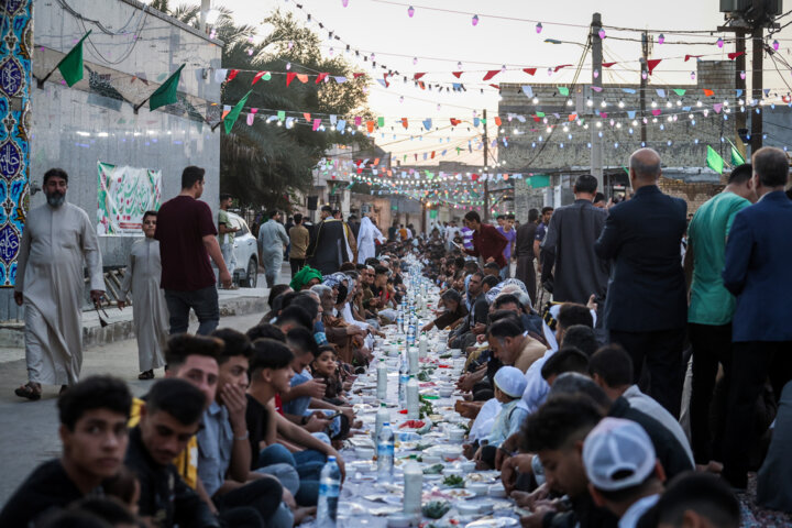 سفره افطار ۲۰۰ متری در اهواز