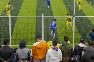 عشق به فوتبال در روستاهای کردستان
