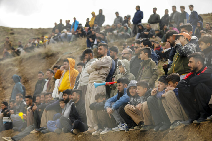 عشق به فوتبال در روستاهای کردستان