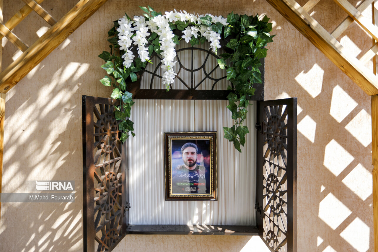 وداع با پیکر شهید «بهروز واحدی»