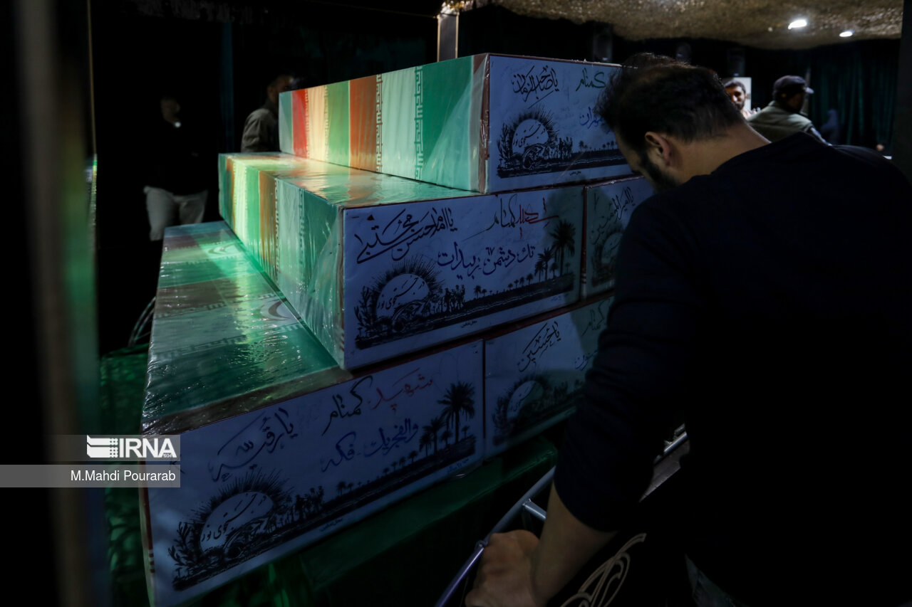 وداع با پیکر شهید «بهروز واحدی»