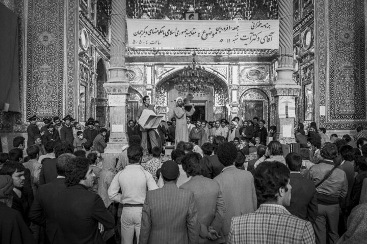 پیروزی انقلاب اسلامی مسیر تاریخ در جهان را تغییر داد