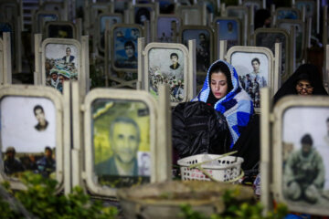 Iran-Ramadan 2024 : le culte nocturne d'Al-Qadr à Ispahan