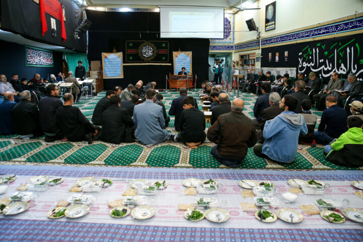 افطار در مسجد امام رضا (ع) مشهد