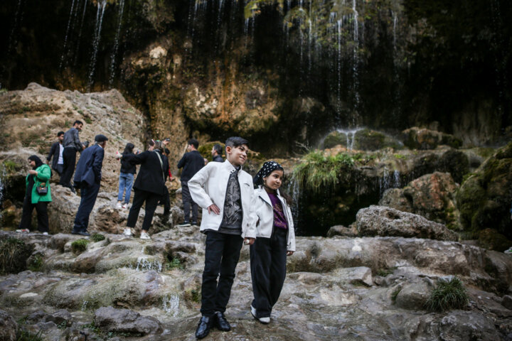 مسافران نوروزی در منطقه آزاد ارس