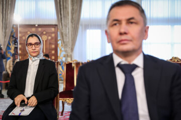 دیدار سفرای کشورهای اسلامی با رئیس جمهور