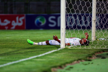 Iran Pro League: Zob Ahan vs. Shams Azar