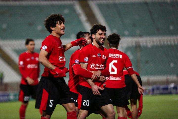 ترکیب احتمالی تراکتور مقابل گلگهر؛ تفکرات مطهری برای رسیدن به سهمیه آسیا