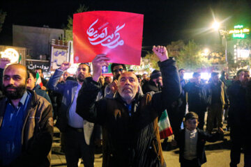 تجمع مردم بجنورد در حمایت از حمله موشکی و پهپادی سپاه به اسرائیل