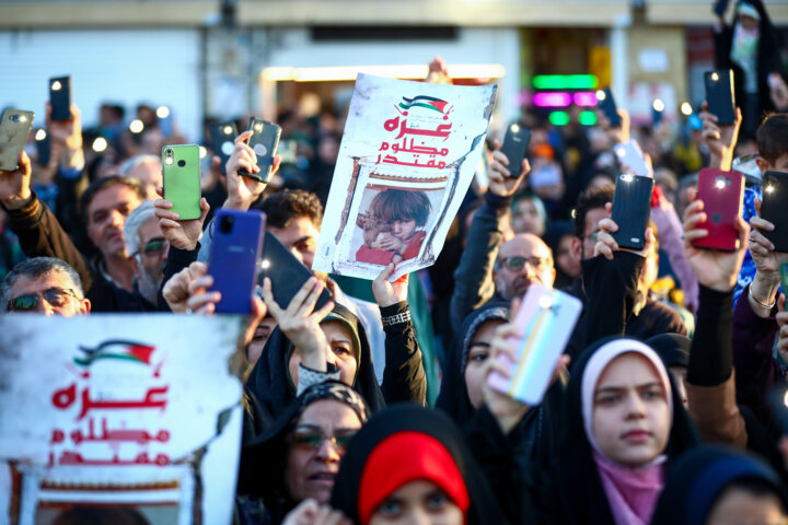تجمع مردم همدان در حمایت از حمله موشکی و پهپادی سپاه به اسرائیل