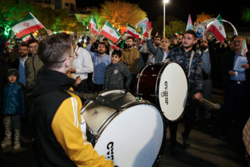 تجمع مردم تبریز در حمایت از حمله موشکی و پهپادی به اسرائیل