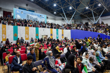 جشن واگذاری واحد های مسکونی نهضت ملی مسکن و جوانی جمعیت در شاهرود