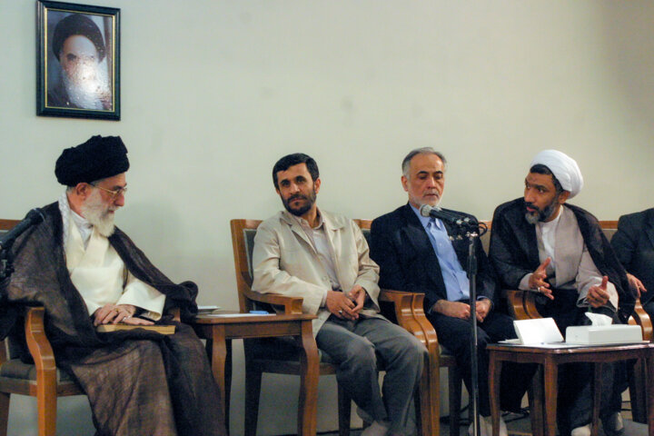پرویز داوودی در دیدار رییس جمهور و اعضای هیات دولت با مقام معظم رهبری
