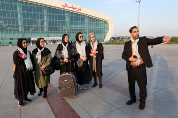 اعزام نخستین گروه از زائران عمره به عربستان