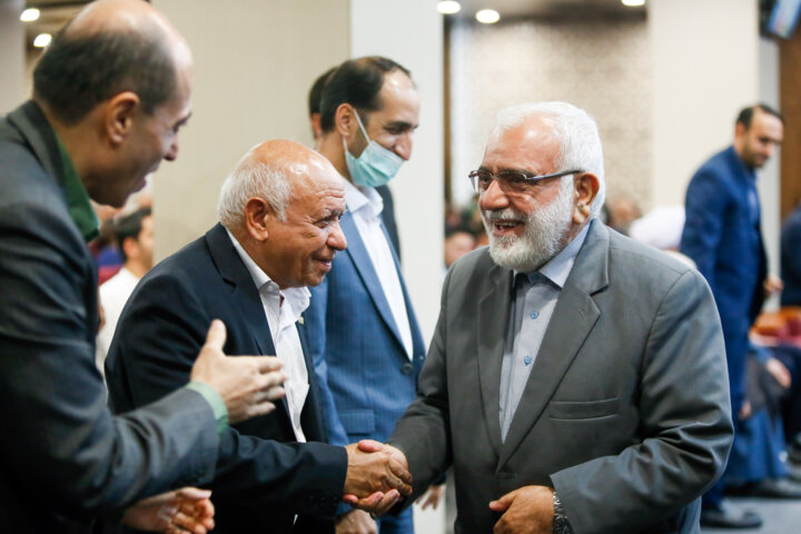 بازدید معاون اول رئیس جمهور از نمایشگاه دستاوردها و تولیدات مددجویان کمیته امداد امام خمینی(ره)