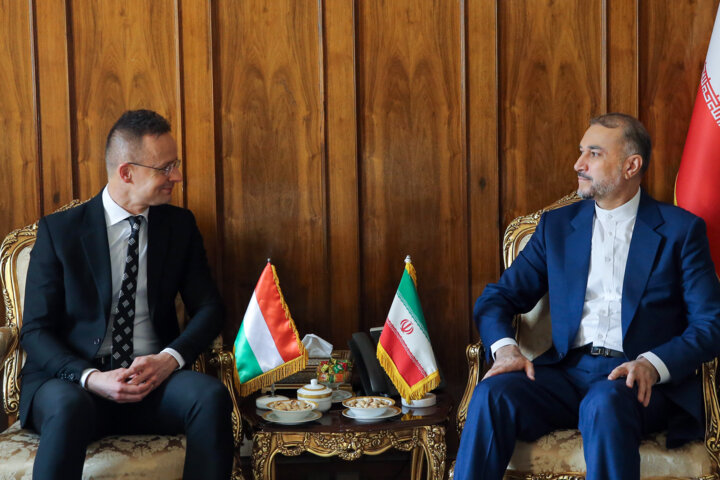 دیدار وزرای خارجه مجارستان و ایران