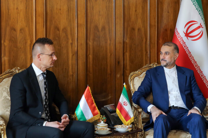 دیدار وزرای خارجه مجارستان و ایران