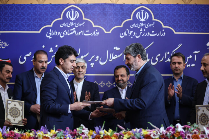 از وعده تا عمل؛ نقش پررنگ رئیس جمهور شهید در خصوصی سازی سرخابی ها